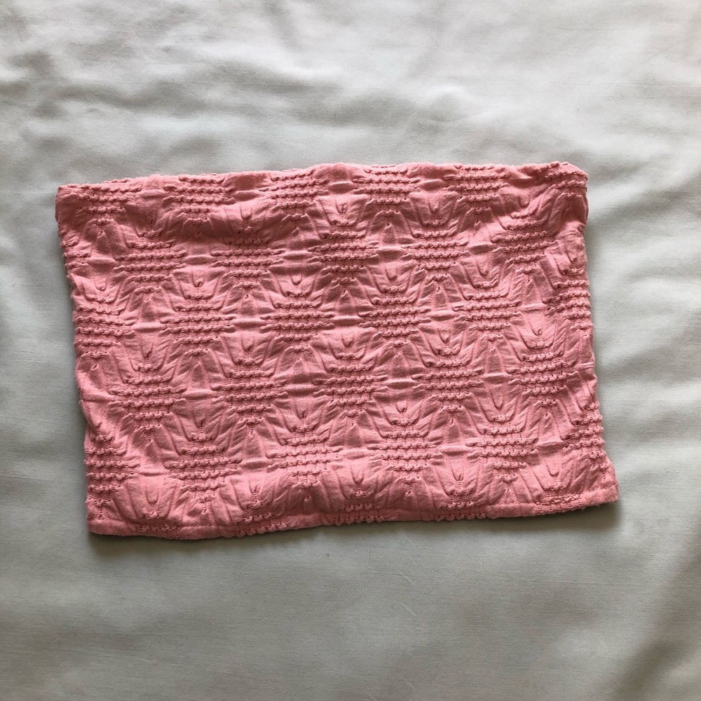 Urban outfitters. Pink tube top.cute summer vibes.